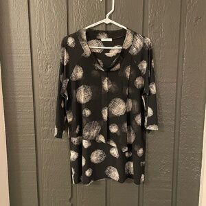 Terra SJ Apparel Tunic - Size Medium